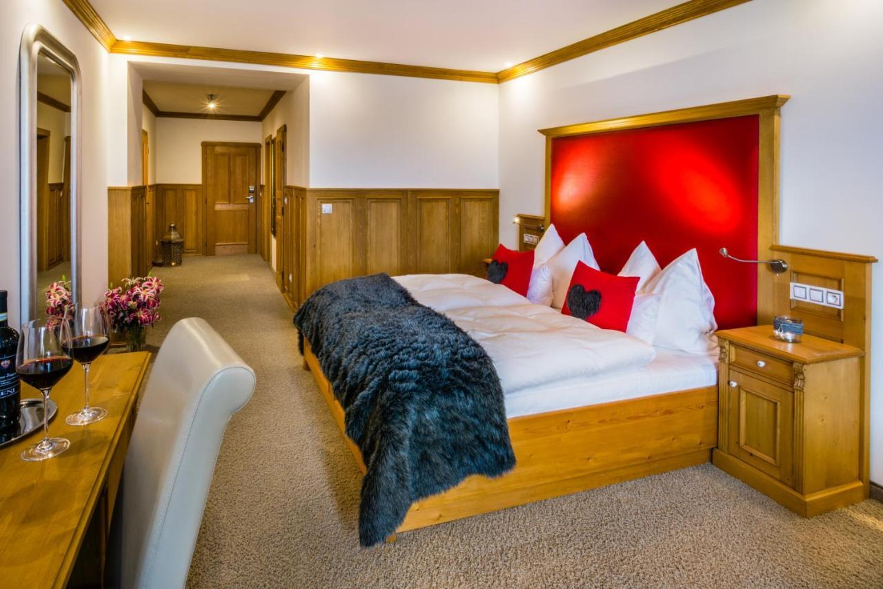 Wellness Hotel V Nebi Korenov Ngoại thất bức ảnh