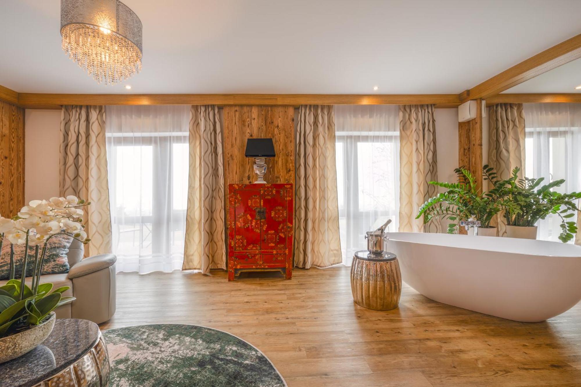 Wellness Hotel V Nebi Korenov Ngoại thất bức ảnh